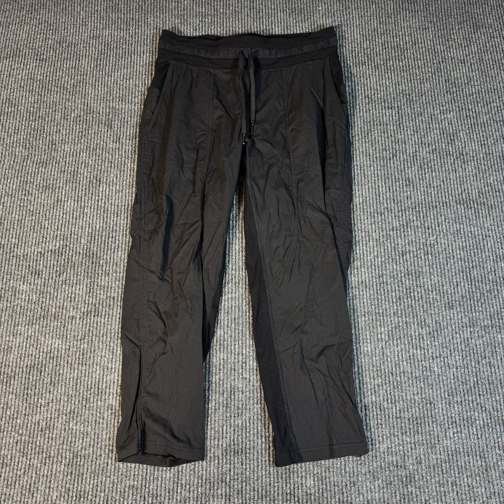 Lululemon Dance Studio Crop Pants Womens Size 8 Black Mid Rise Cropped Capri 25"